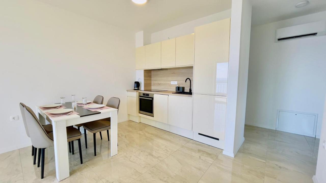 Apartments Sunflower Dramalj Εξωτερικό φωτογραφία